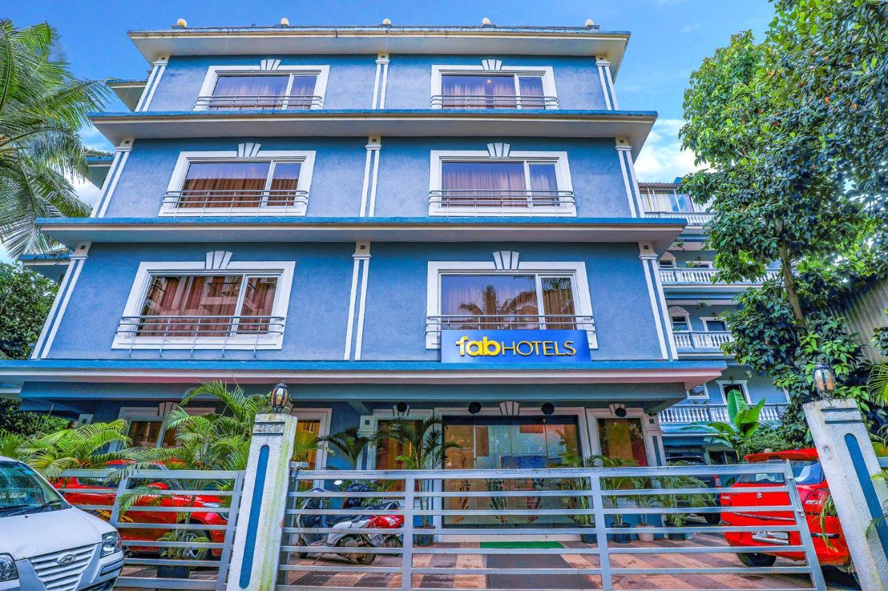 Fabhotel Royal Mirage With Pool & Gym - Nr Candolim Beach Exteriör bild